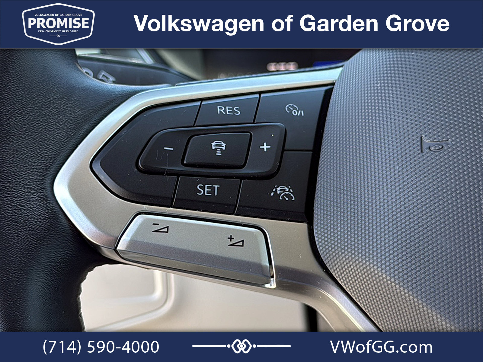 Used 2023 Volkswagen Tiguan SE FWD image 18