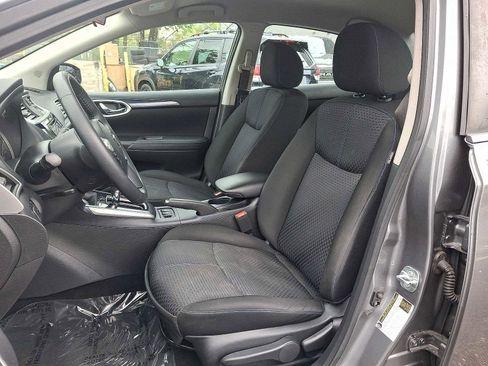 Used 2018 Nissan Sentra SR FWD image 11