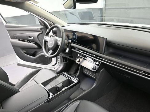 New 2026 Hyundai Tucson Limited image 12