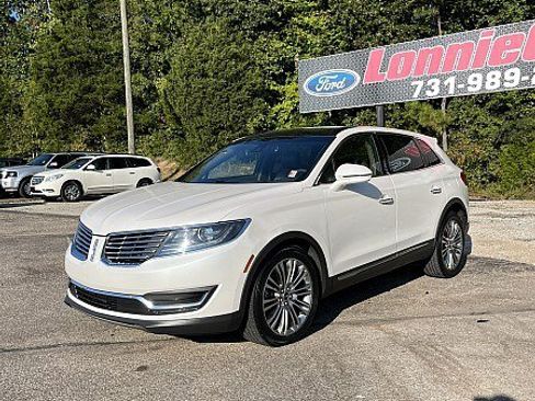 Used 2018 Lincoln MKX Reserve w/ Driver Assistance Package FWD image 3