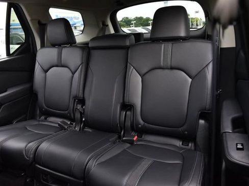 Used 2025 Honda Pilot EX-L image 24