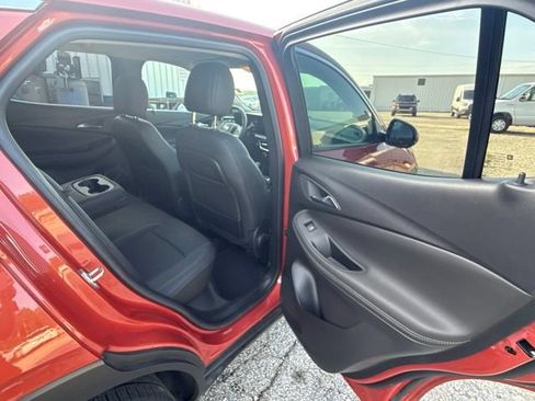 Used 2024 Buick Encore GX Preferred w/ Comfort Package FWD image 16