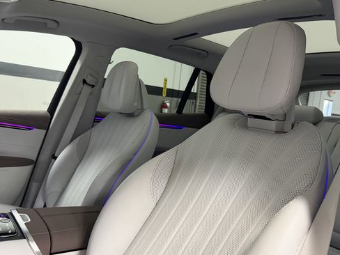 Certified 2023 Mercedes-Benz EQS 580 4MATIC SUV image 25