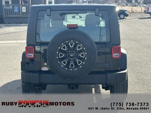 Used 2018 Jeep Wrangler Sport w/ Connectivity Group image 6