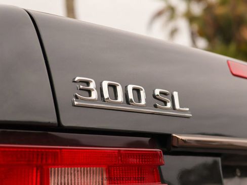 Used 1990 Mercedes-Benz 300 SL image 65