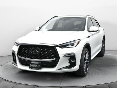 New 2025 INFINITI QX50 Sport image 2