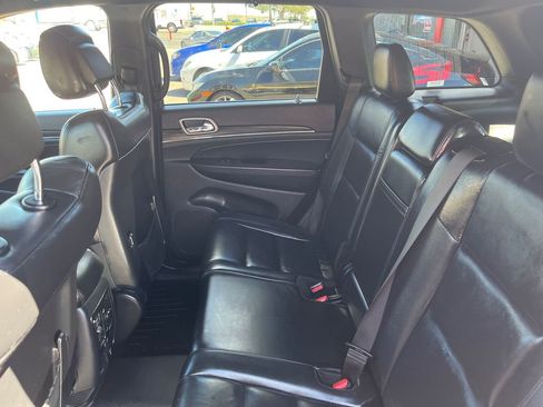 Used 2020 Jeep Grand Cherokee Limited image 17