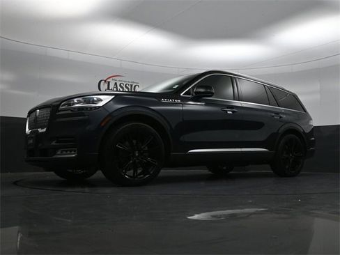 Used 2022 Lincoln Aviator Reserve w/ Equipment Group 201A image 24