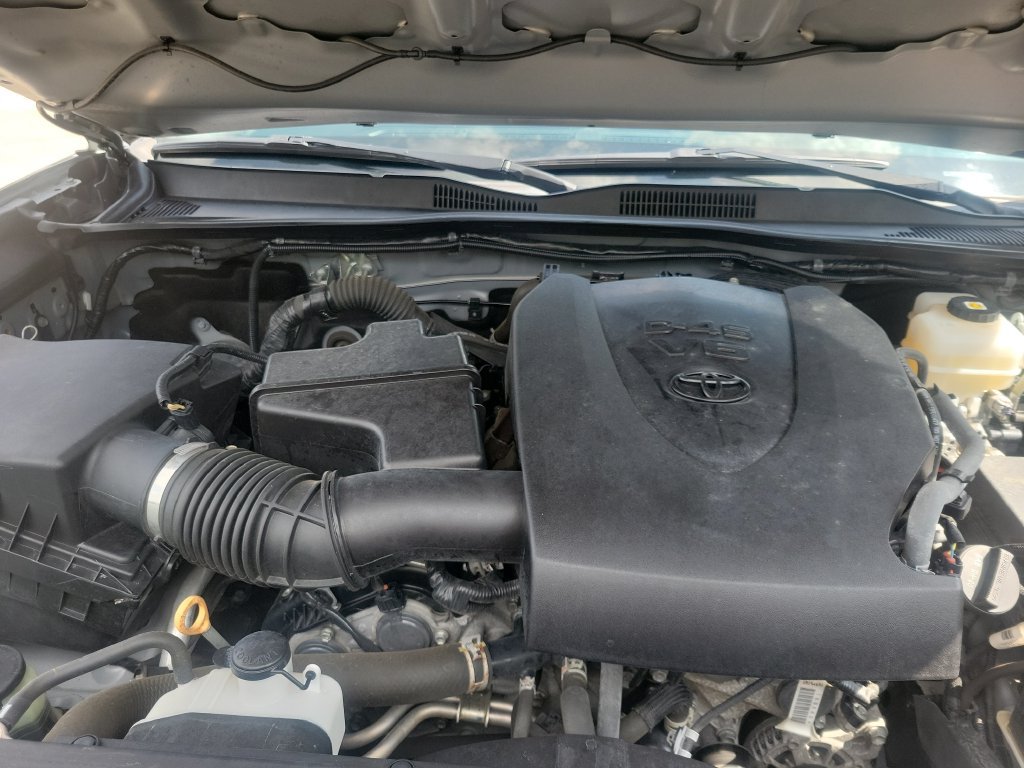 Certified 2021 Toyota Tacoma TRD Off-Road w/ Advanced Technology Package AWD/4WD image 42