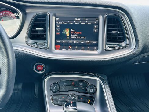Used 2019 Dodge Challenger SRT Hellcat Redeye RWD image 19