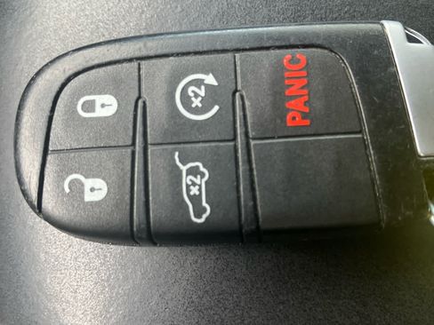 Used 2024 Dodge Durango GT AWD/4WD image 32
