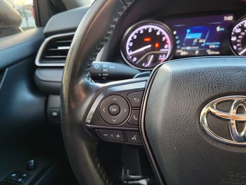 Used 2023 Toyota Camry SE AWD/4WD image 16
