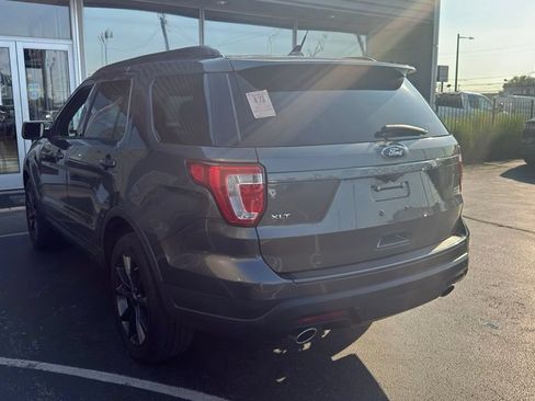 Used 2019 Ford Explorer XLT w/ Equipment Group 202A AWD/4WD image 7