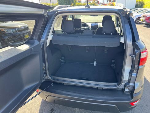 Used 2019 Ford EcoSport SE w/ SE Convenience Package image 10
