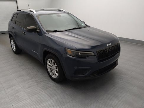 Used 2020 Jeep Cherokee Latitude FWD image 13