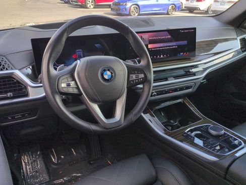 Used 2024 BMW X5 xDrive50e image 27