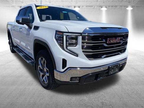 Certified 2023 GMC Sierra 1500 SLT w/ SLT Premium Plus Package AWD/4WD image 2