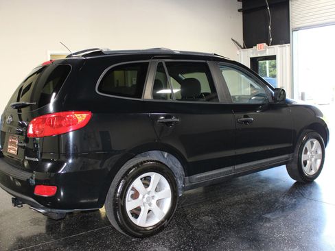 Used 2009 Hyundai Santa Fe SE w/ Premium Pkg 4 FWD image 3