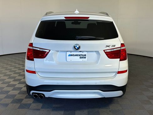 Used 2017 BMW X3 sDrive28i image 8