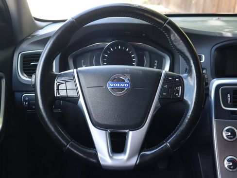 Used 2015 Volvo V60 T5 Cross Country w/ Protection Package AWD/4WD image 18
