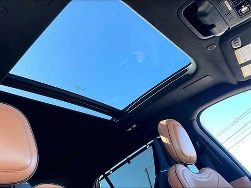 Used 2021 Lincoln Aviator Black Label w/ Dynamic Handling Package image 25