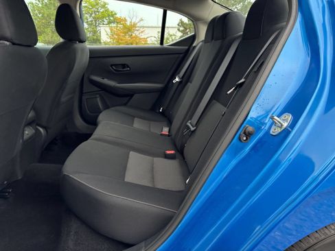 Used 2025 Nissan Sentra SV FWD image 23