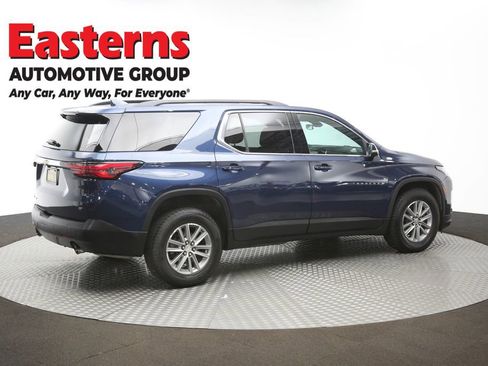 Used 2022 Chevrolet Traverse LT AWD/4WD image 43