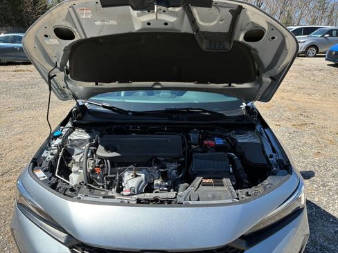 Used 2025 Honda Civic Sport image 31