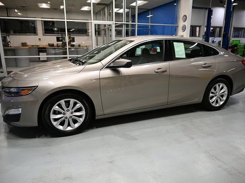 Used 2022 Chevrolet Malibu LT image 7