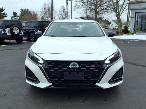 Used 2023 Nissan Altima 2.5 SR image 8