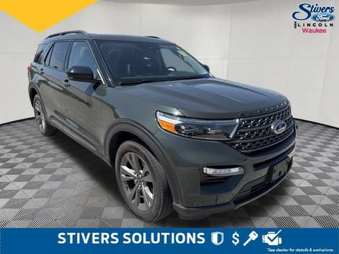 Certified 2024 Ford Explorer XLT w/ Equipment Group 202A AWD/4WD image 3