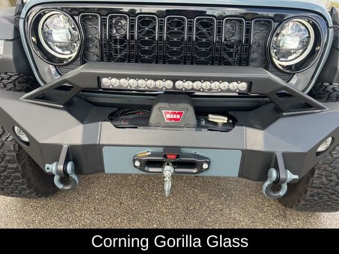 Used 2024 Jeep Wrangler Willys image 30