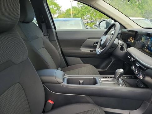 New 2026 Nissan Kicks S FWD image 31