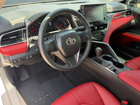 Used 2024 Toyota Camry XSE FWD image 4