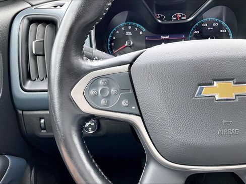 Used 2022 Chevrolet Colorado Z71 AWD/4WD image 19