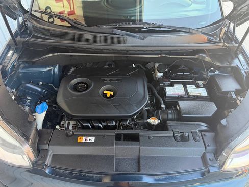 Used 2018 Kia Soul + FWD image 32