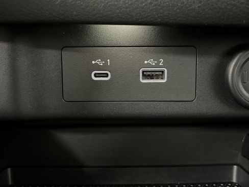 Used 2021 Nissan Rogue S image 22