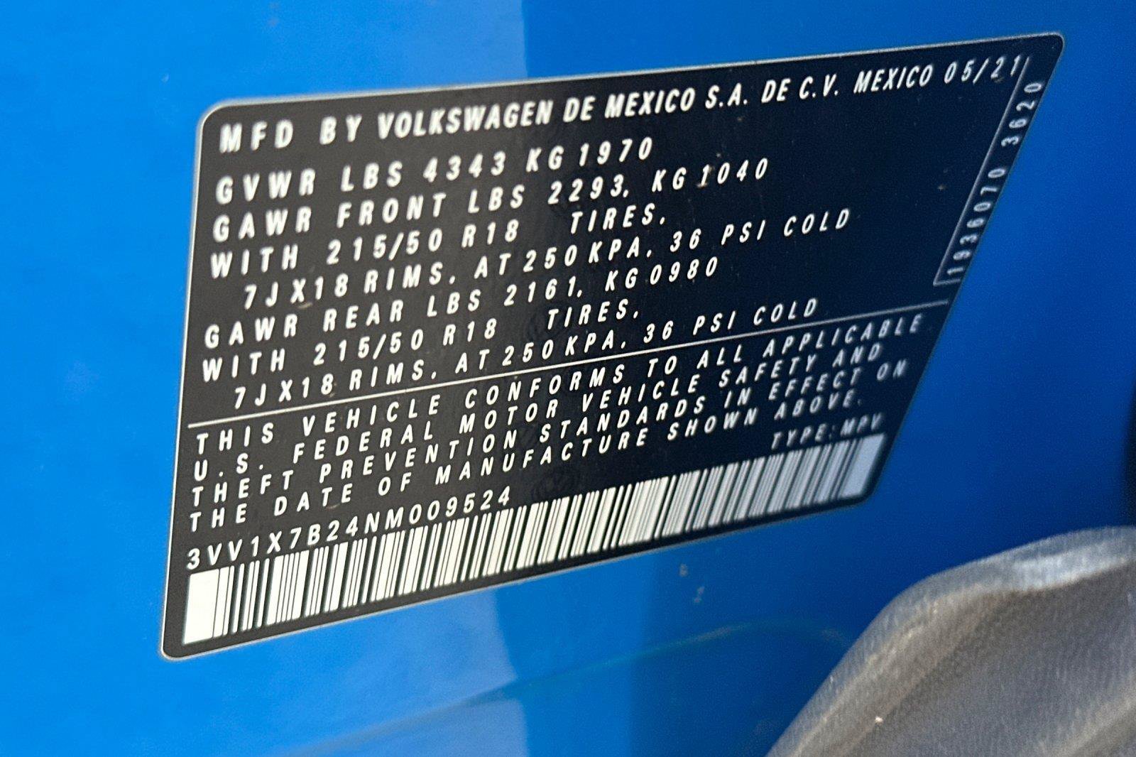 Used 2022 Volkswagen Taos SEL w/ Panoramic Sunroof Package FWD image 27
