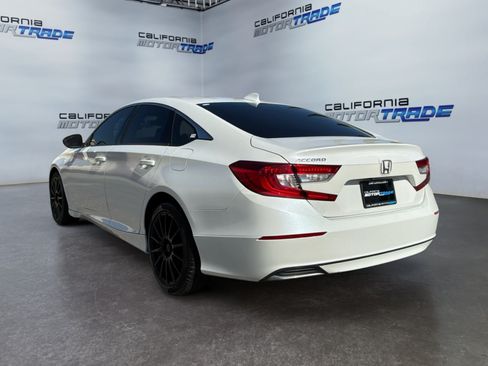 Used 2018 Honda Accord LX image 7