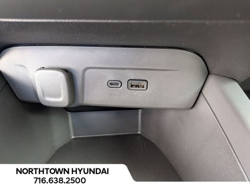 Used 2025 Chevrolet Trax LS FWD image 16
