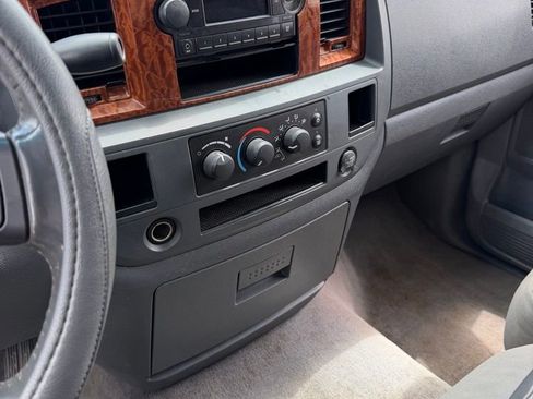 Used 2006 Dodge Ram 2500 Truck SLT w/ Quad Cab Big Horn Value Group image 14