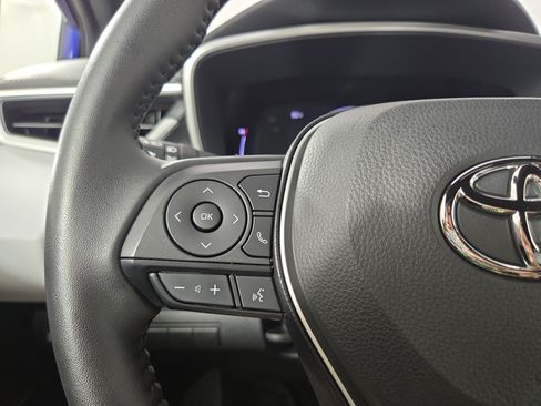 Used 2025 Toyota Corolla XSE FWD image 15