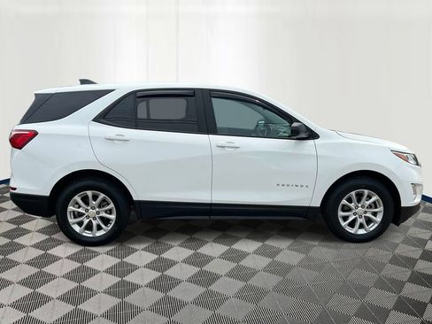 Used 2021 Chevrolet Equinox LS w/ LS Convenience Package FWD image 6