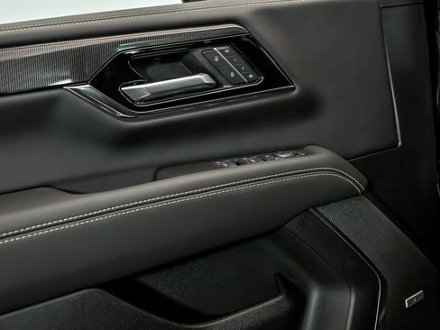 New 2026 GMC Yukon Elevation w/ Elevation Premium Package image 5