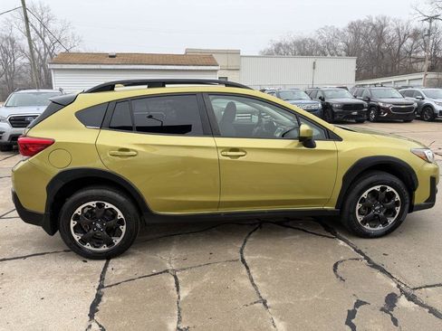 Used 2023 Subaru Crosstrek 2.0i Premium AWD/4WD image 7