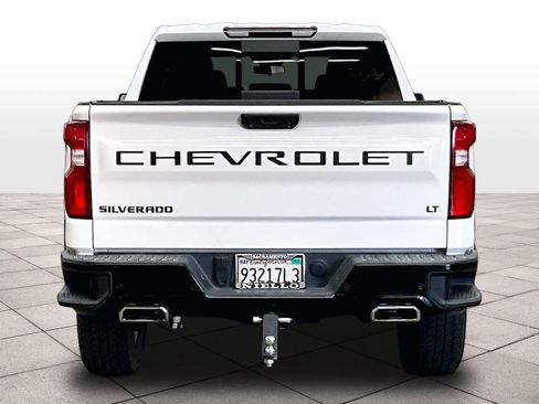 Used 2022 Chevrolet Silverado 1500 LT Trail Boss w/ Convenience Package II AWD/4WD image 7