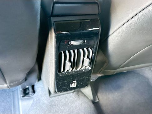 Used 2025 Jeep Compass Latitude w/ Sun & Sound Group image 28