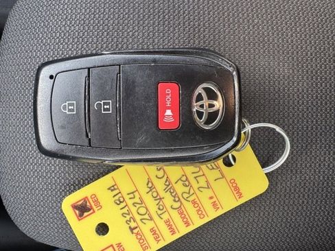 Certified 2024 Toyota Corolla Cross LE image 37