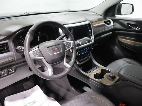 Used 2023 GMC Acadia SLE AWD/4WD image 16
