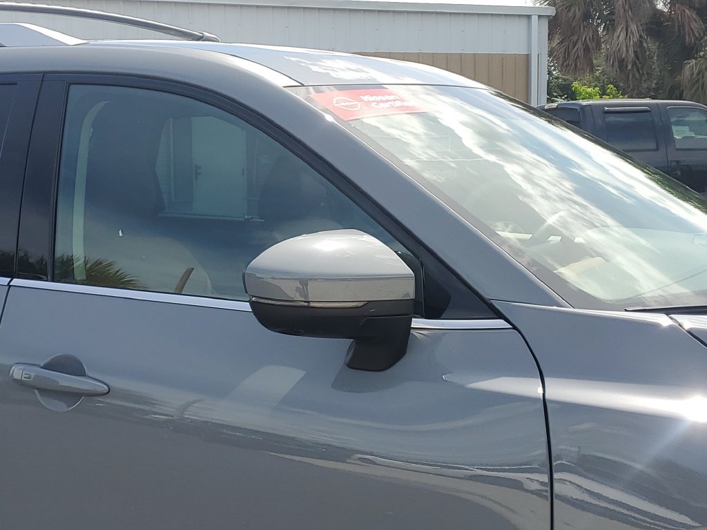 Used 2025 Nissan Pathfinder Platinum w/ Cargo Package FWD image 11